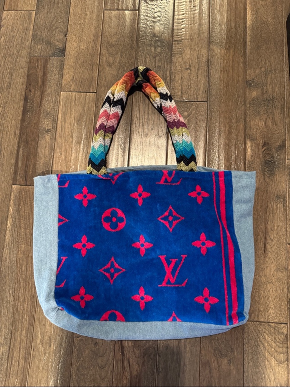 Miami buy the bag towel and denim tote. Louis Vuitton and Missoni